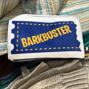 M-L dog squeaker toy